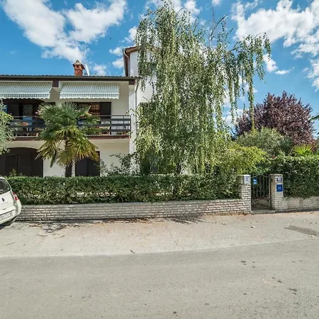 Rupec Parenzo Casa de hóspedes 3*
